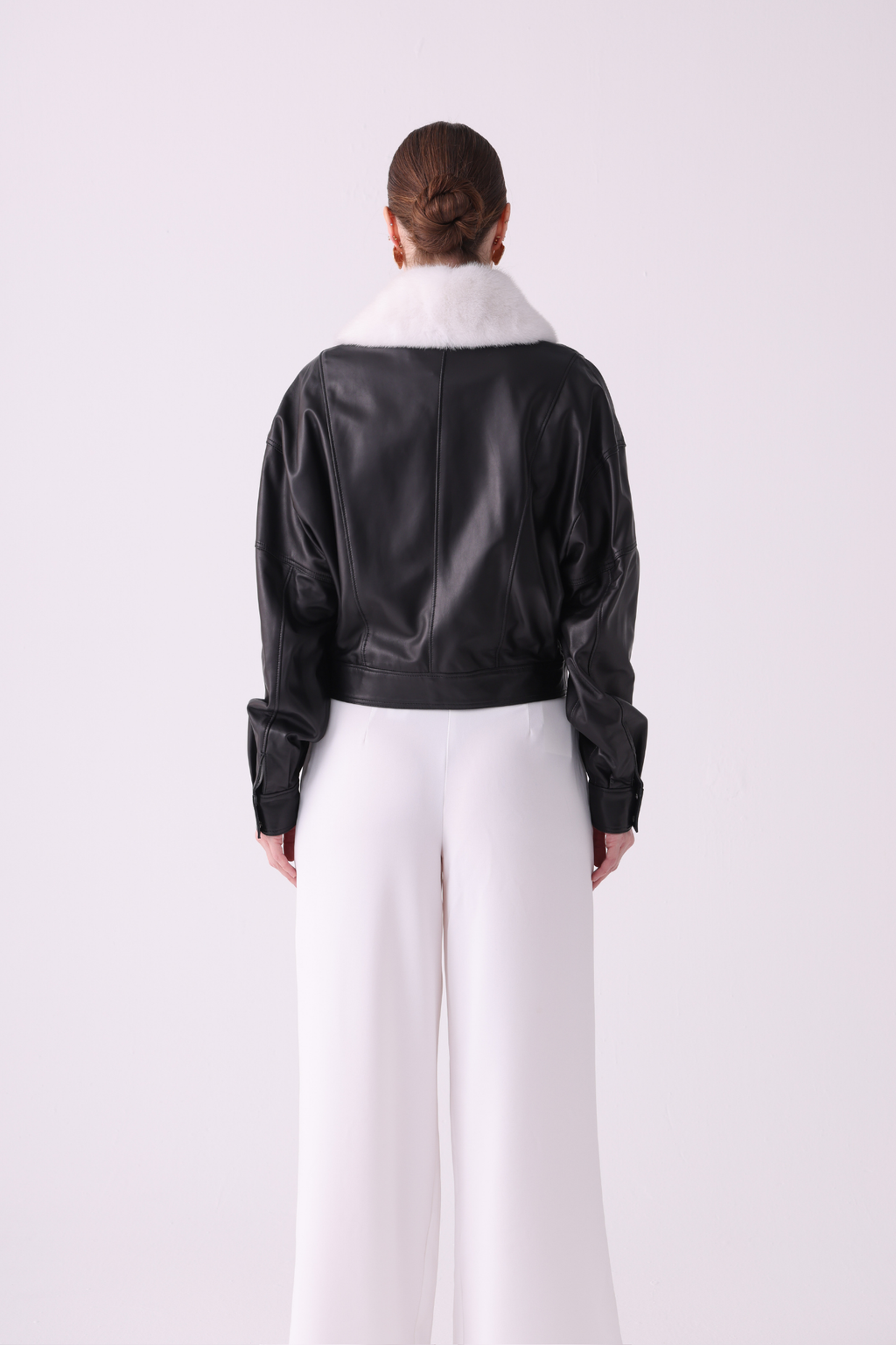 Regium <br> Short Leather Jacket