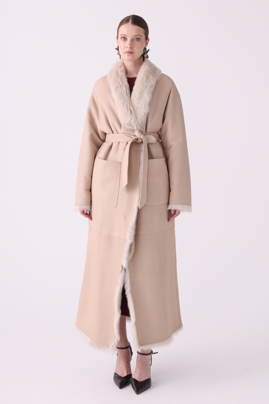 Calor <br> Reversible Shearling Long Coat - Beige
