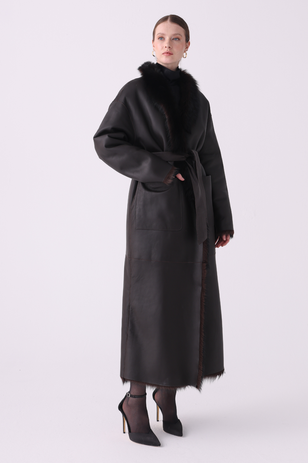 Calor <br> Reversible Shearling Long Coat - Brown Tundra