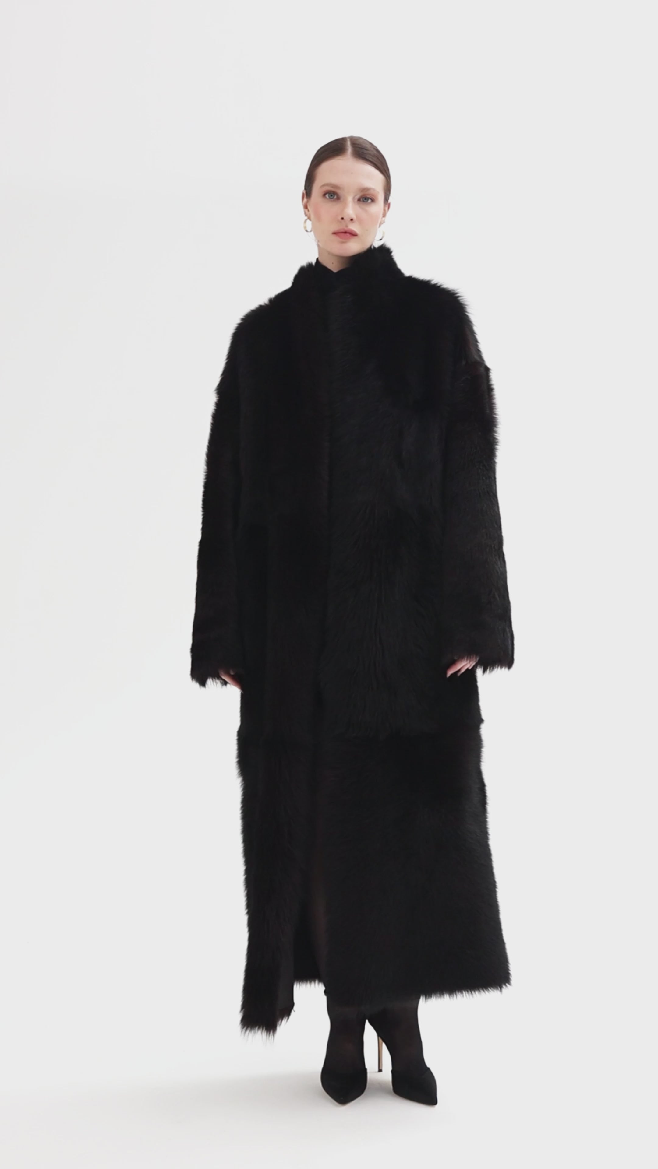 Calor <br> Brown Reversible Shearling Long Coat - Brown Tundra