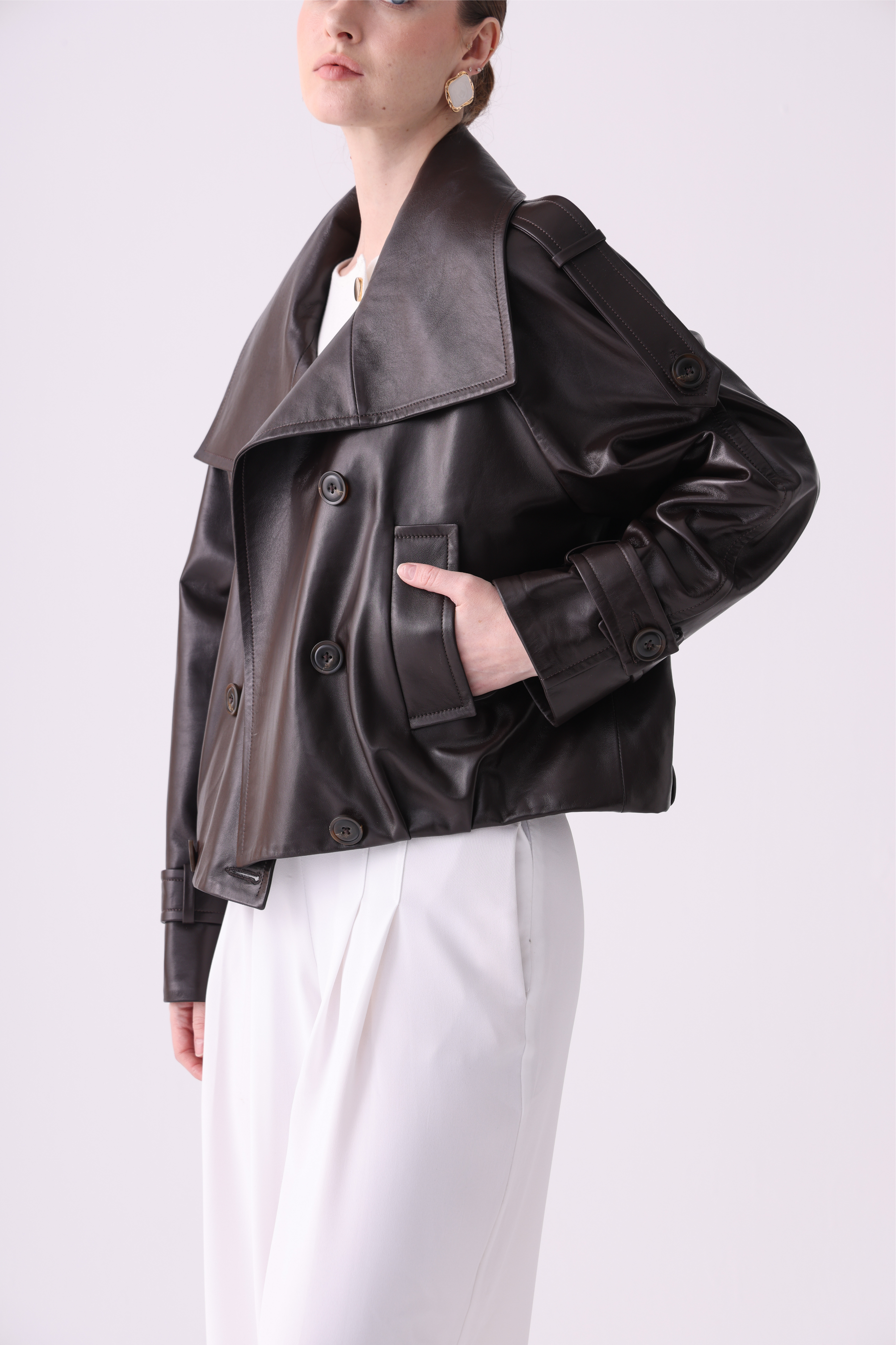 Zia <br> Oversized Wide-Collar Leather Peacoat